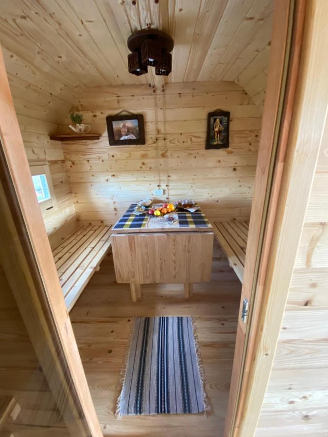 Hotel Three Korony Skhidnytsia Dış mekan fotoğraf